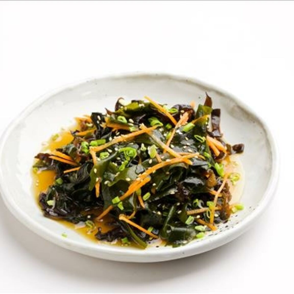 Салат с Вакамэ