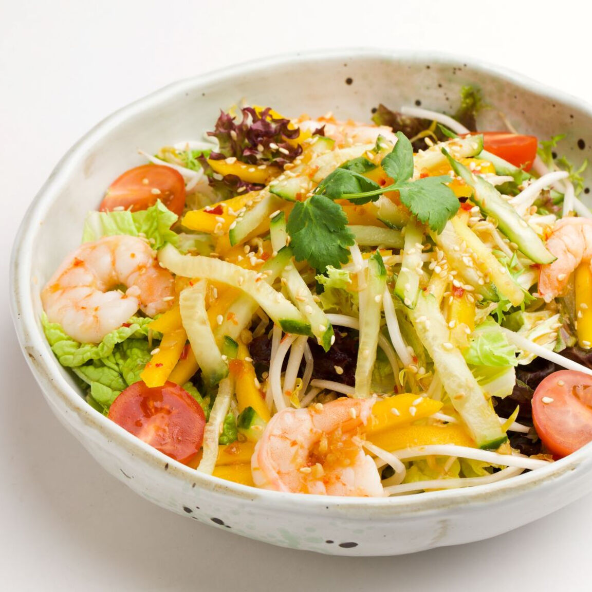 Тайский салат с креветками