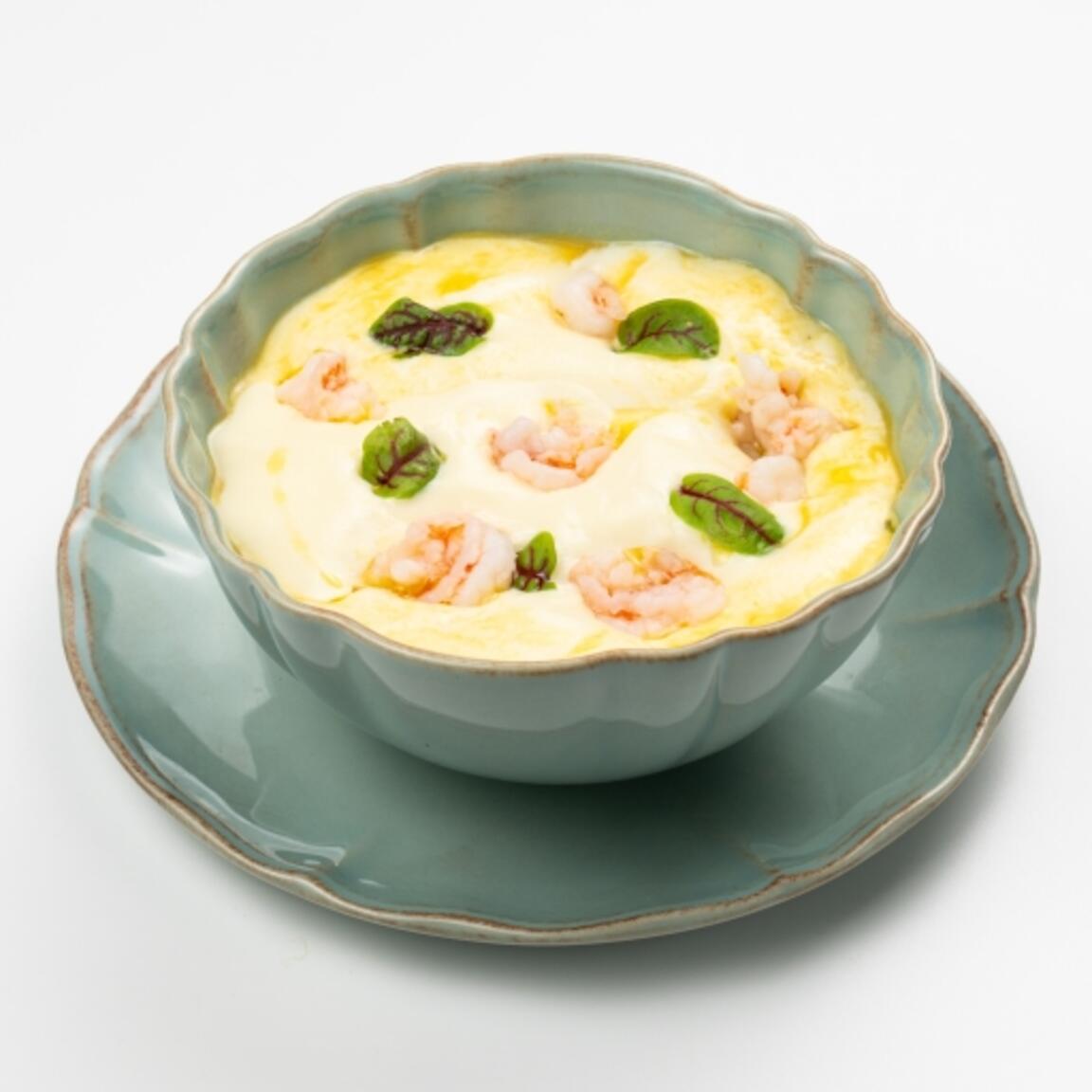 Тыквенный капучино с пармезаном и креветками