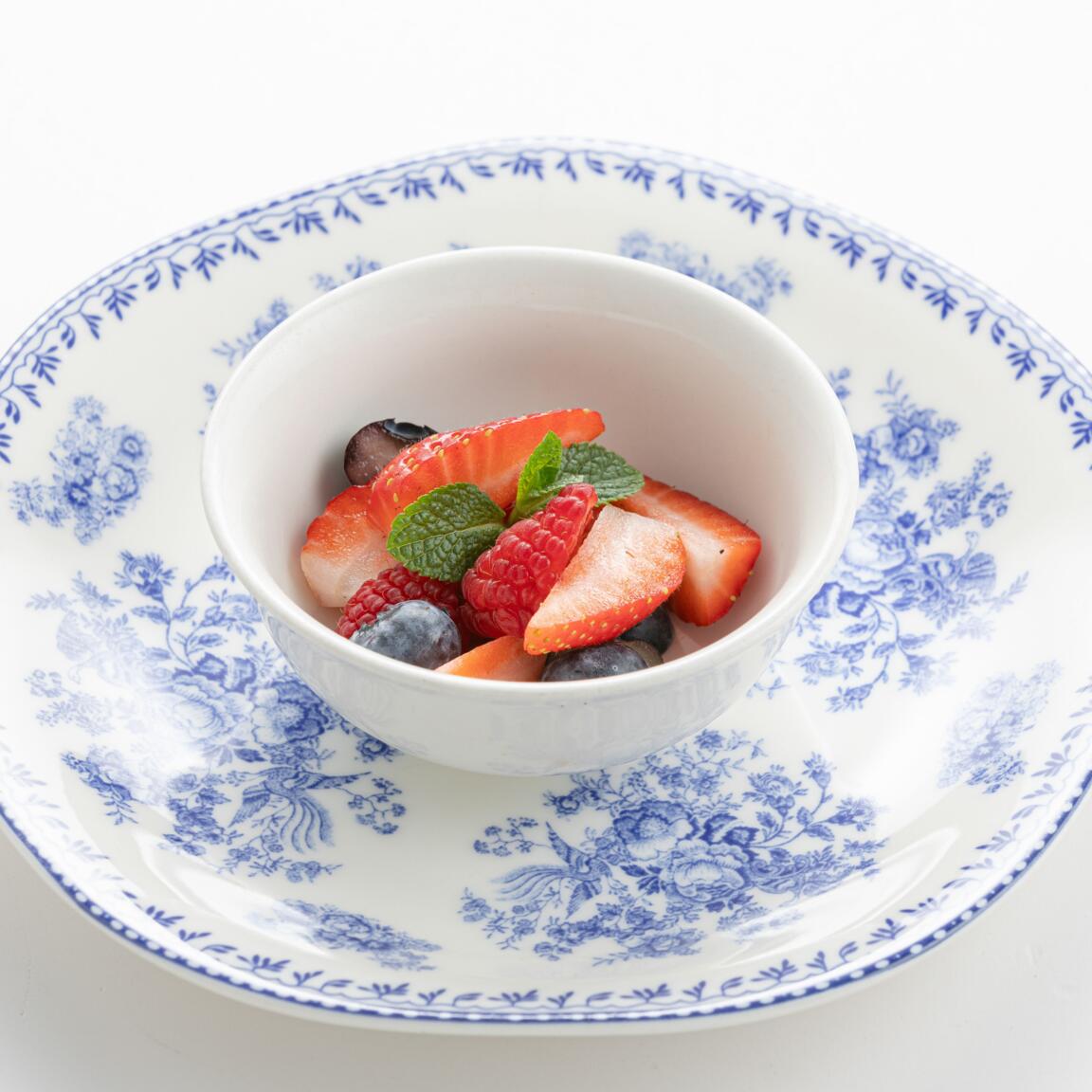 Свежие ягоды 40 гр - дополнение к вашему десерту