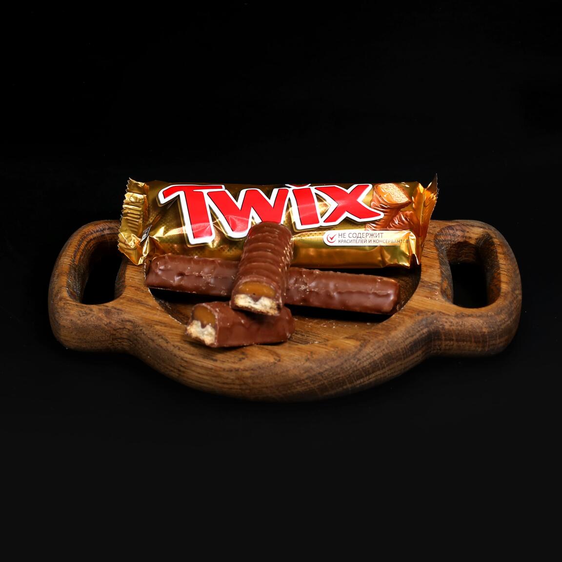 Шоколадный батончик Twix