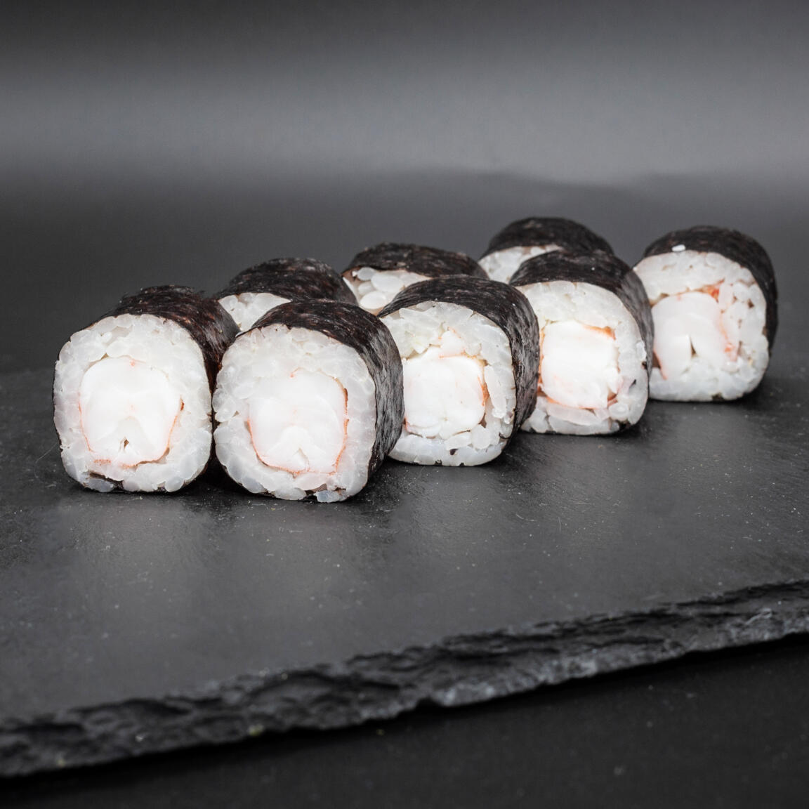 Ролл с креветкой