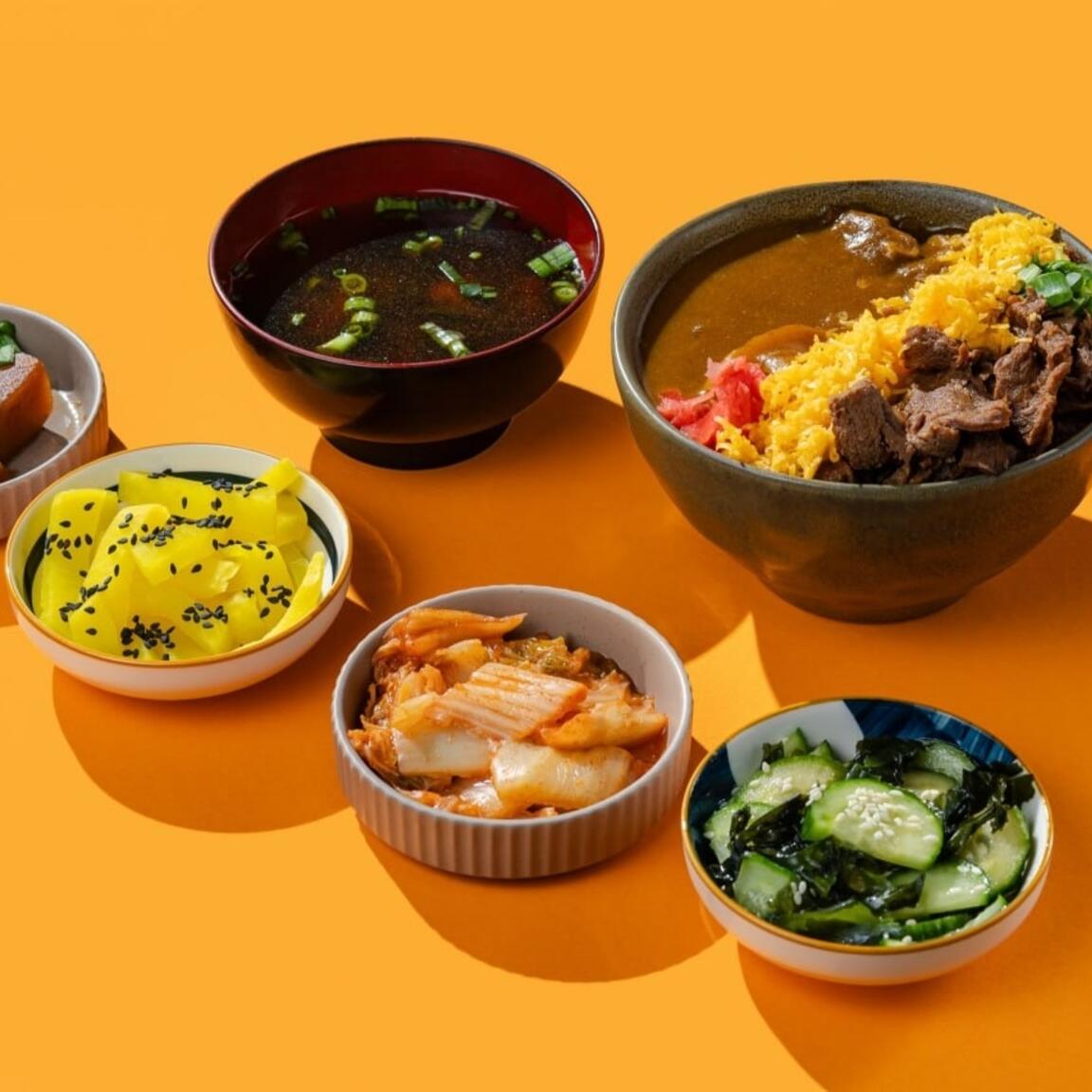 Сет Гюдон с карри и чеддр