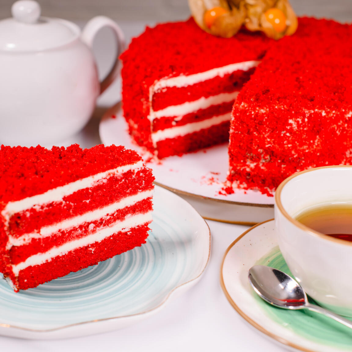 Красный бархат круг  2100 гр (26 см)