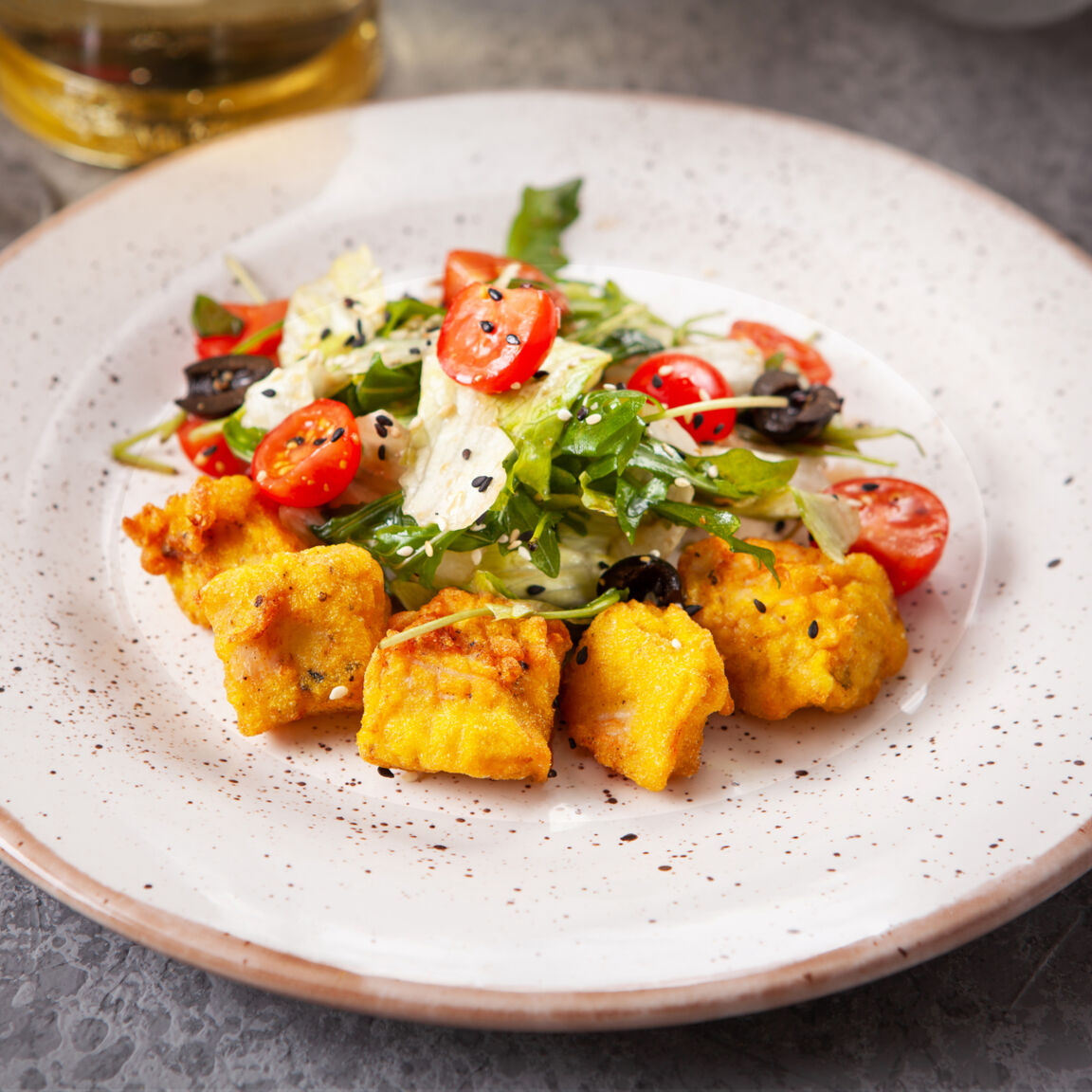 Салат с курицей карри