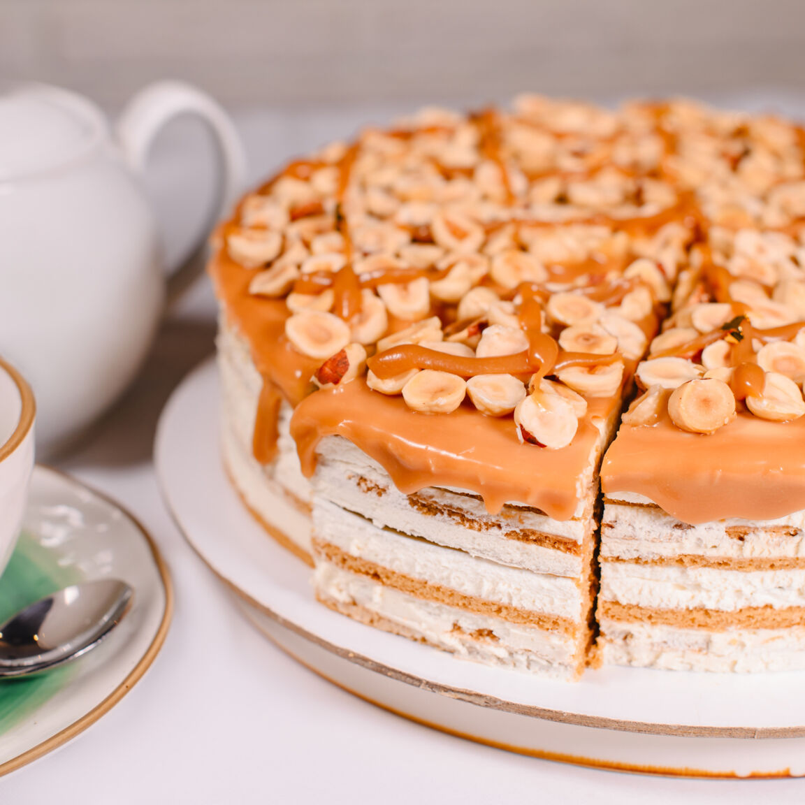 Медовый с соленой карамелью 750 гр