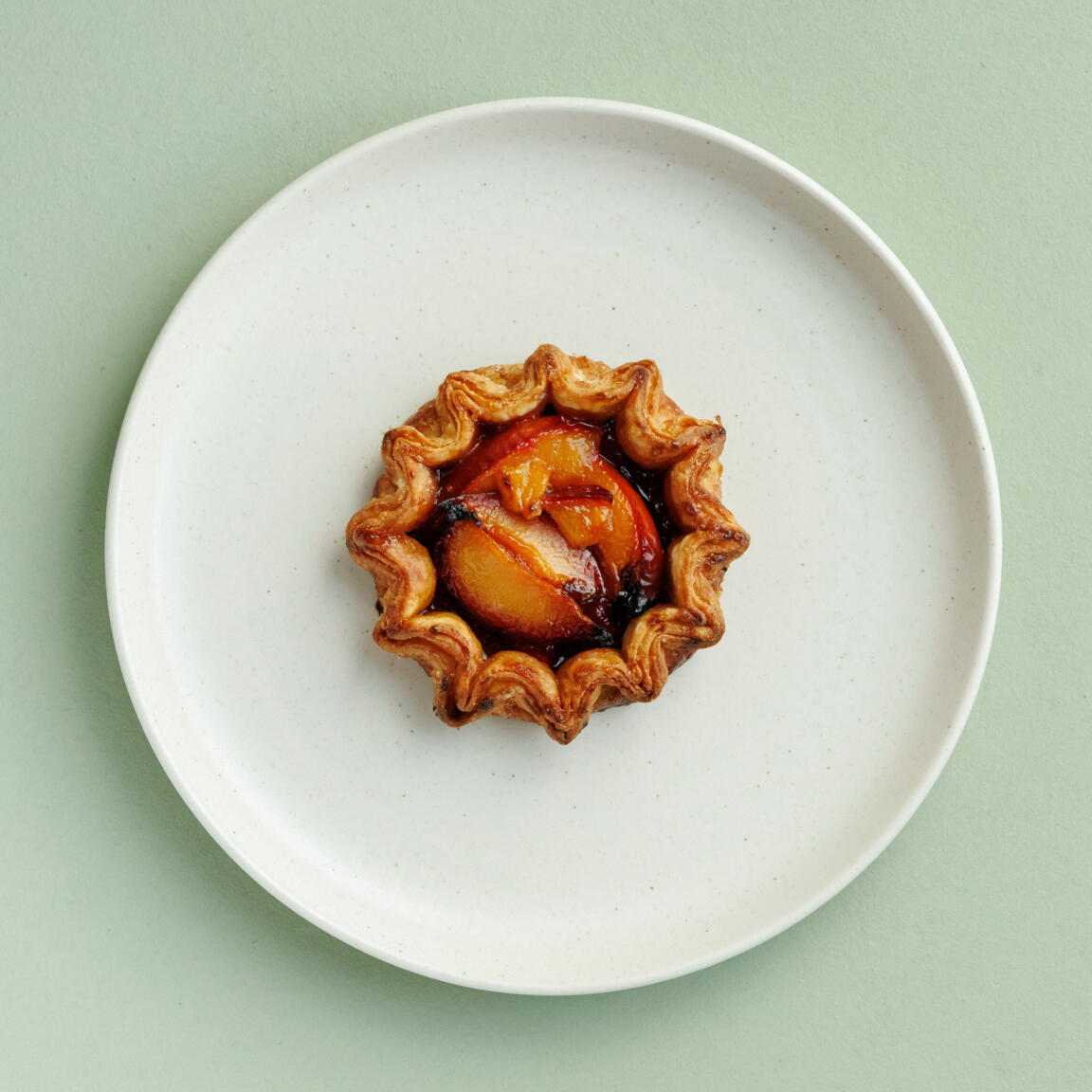 Галета со сливами