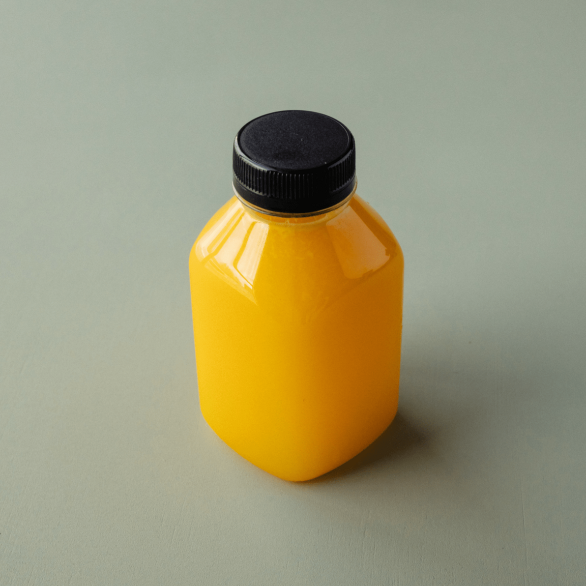 Свежевыжатый сок апельсин 