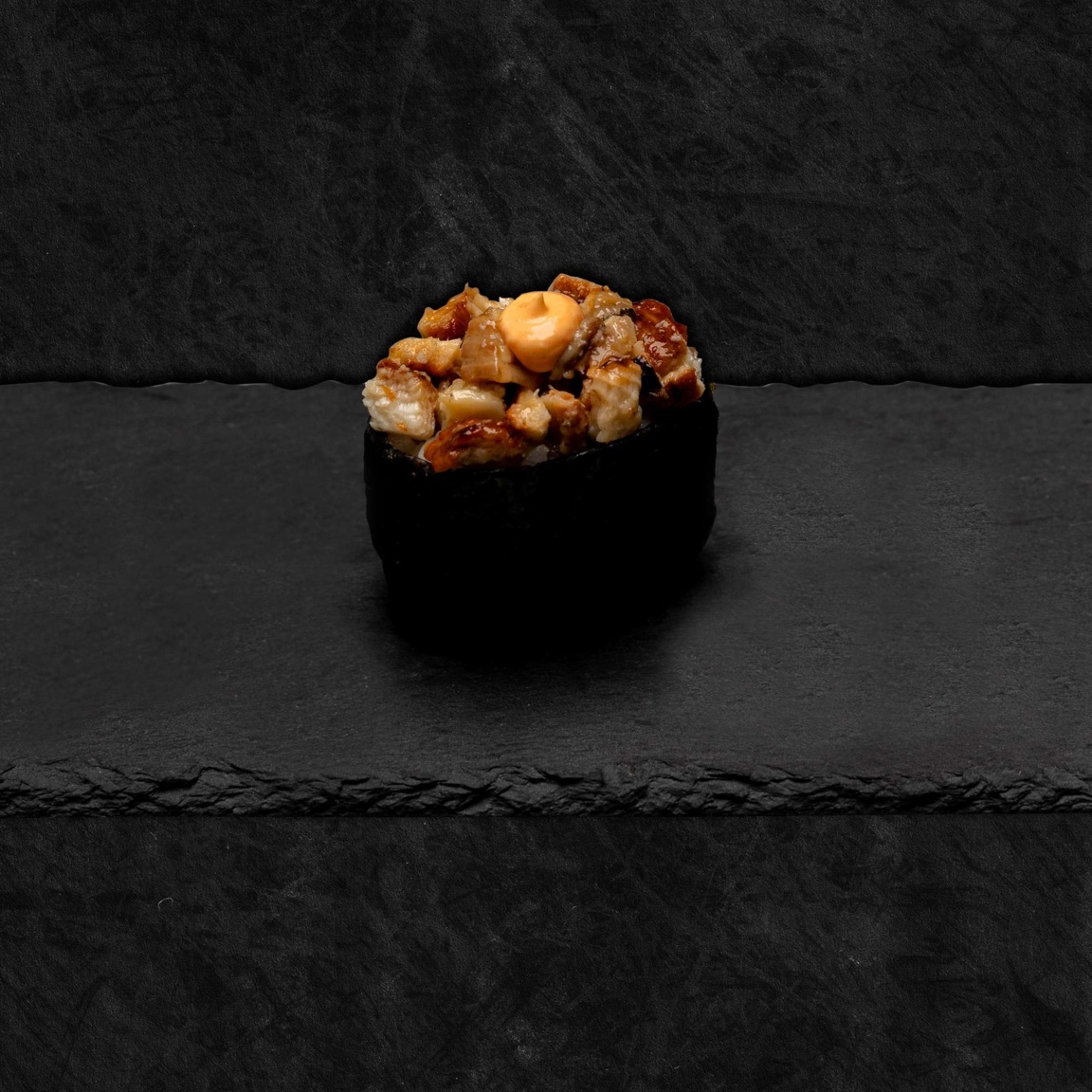 Гункан Спайс с Угрем