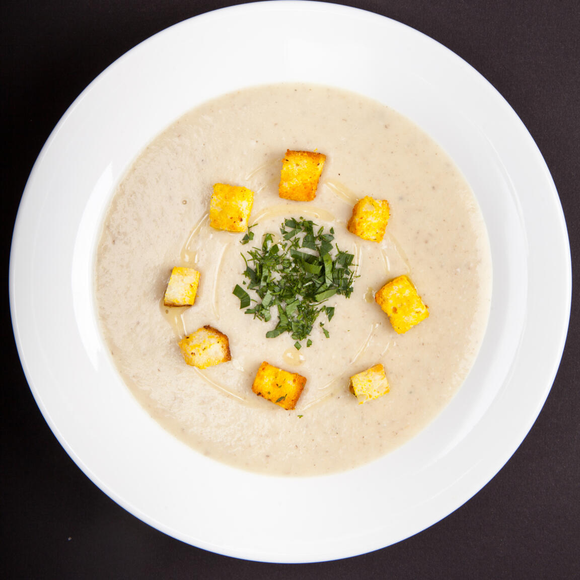 Борщ 300 гр с вкусняшками