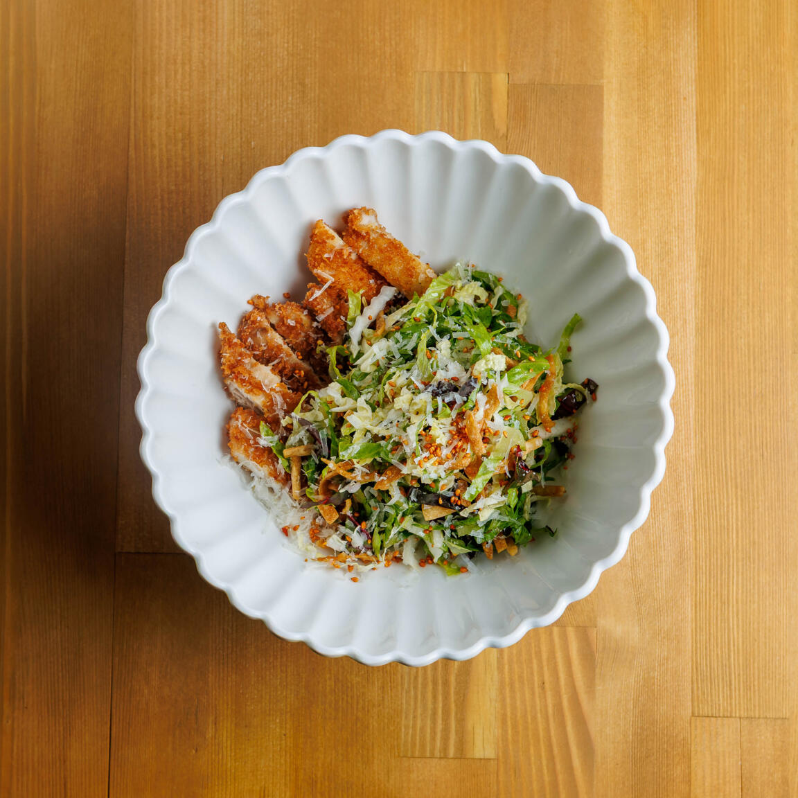 Салат с хрустящей курицей