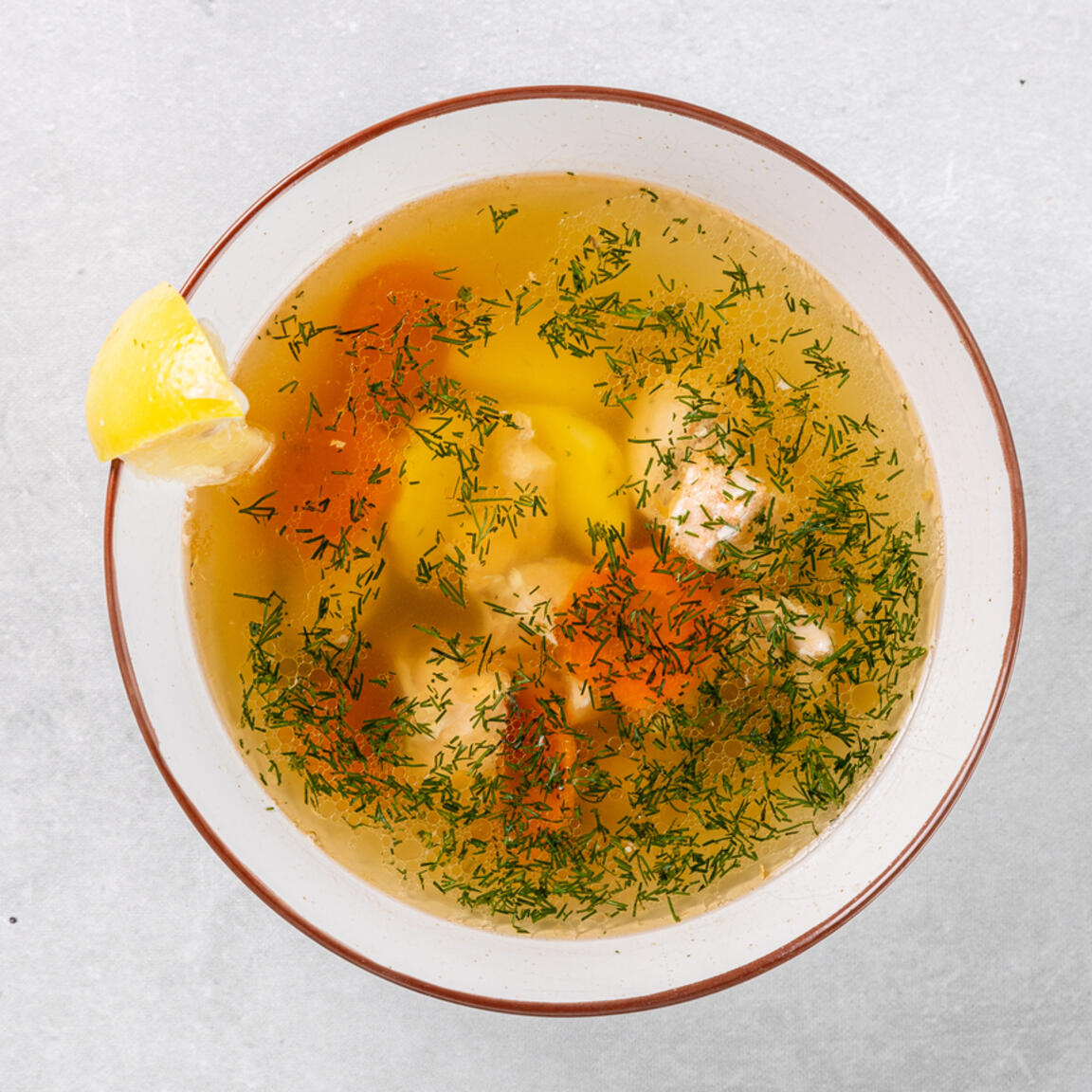 Уха из лосося