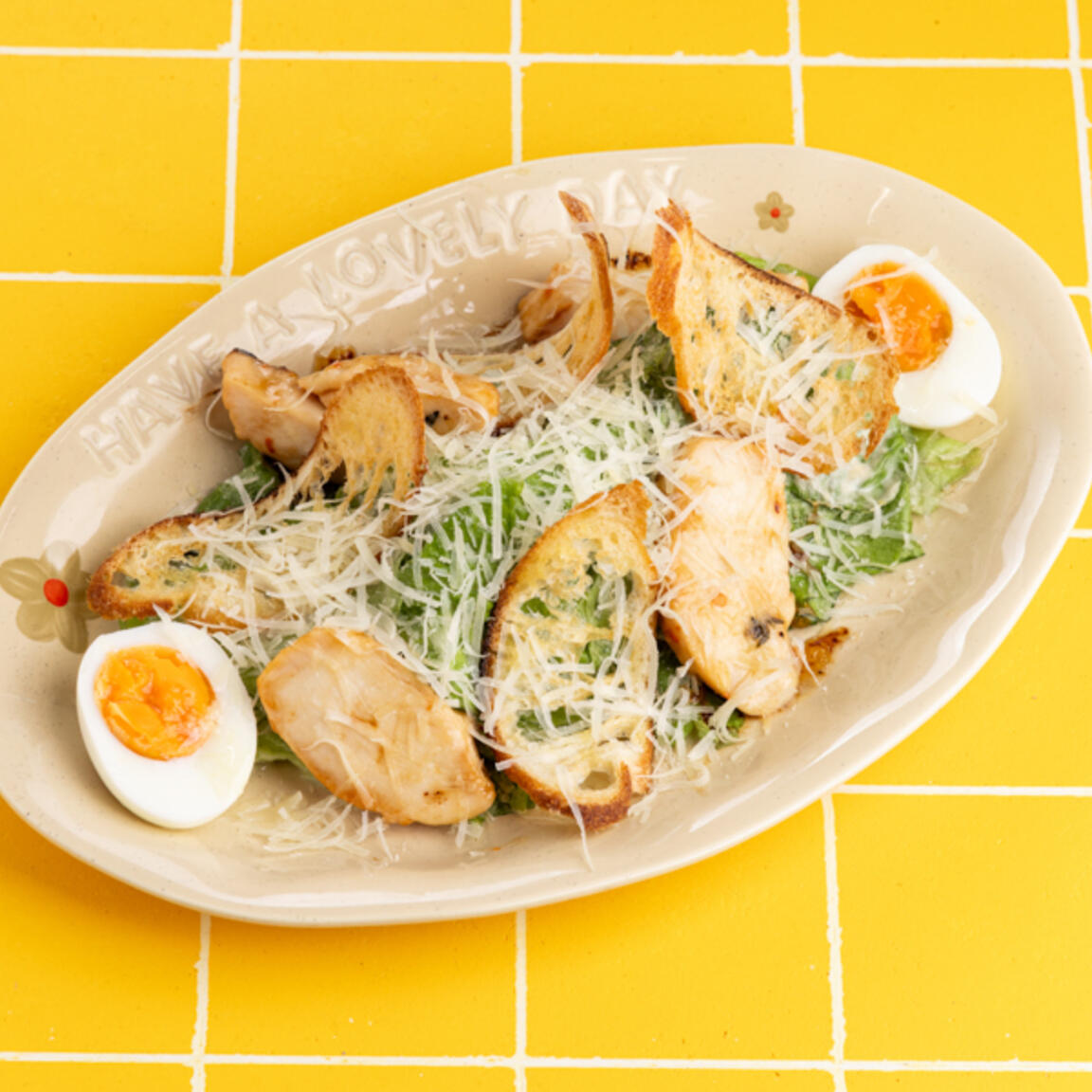 Салат цезарь с курицей