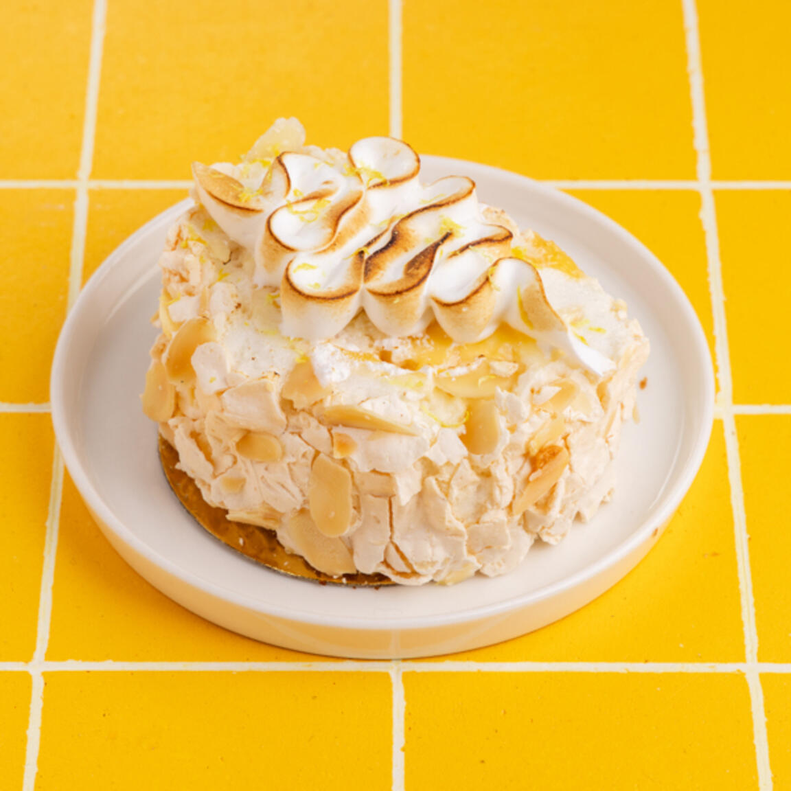 Меренговый рулет с лимонным курдом