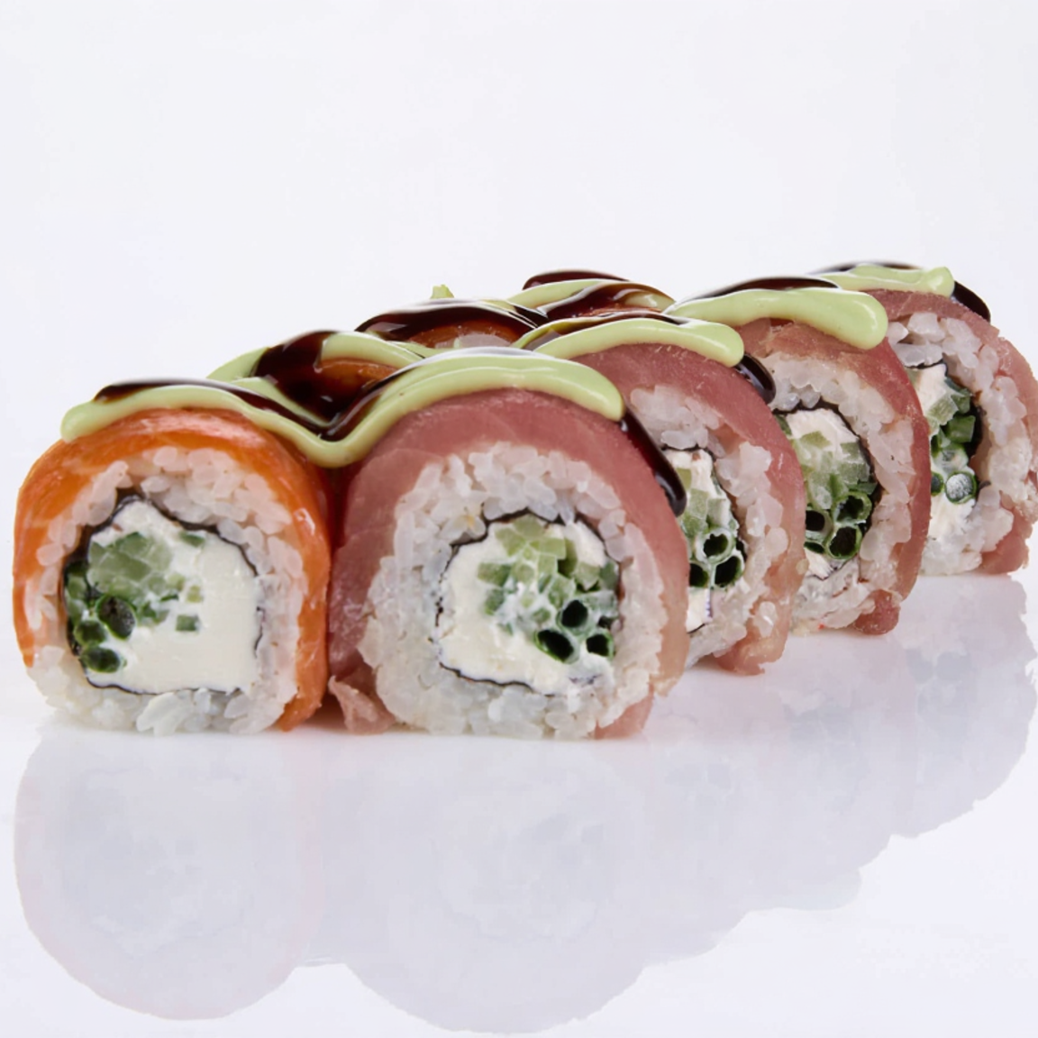 Тунец лосось с васаби кремом