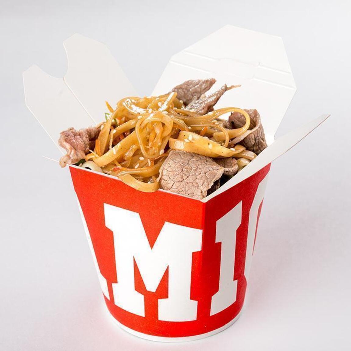 Вок с говядиной в соусе Терияки