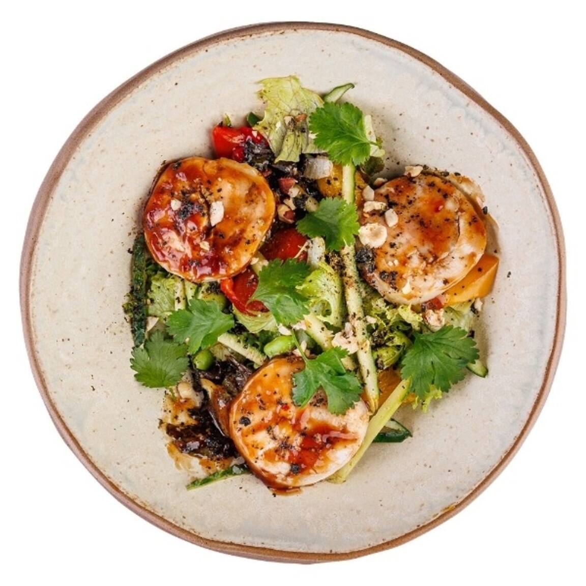 Красивая фотография Салат с куриным рулетом Мияги Симферополь