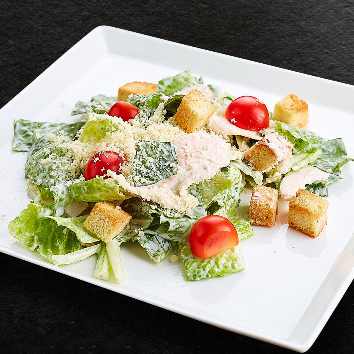 САЛАТ  ЦЕЗАРЬ с курицей