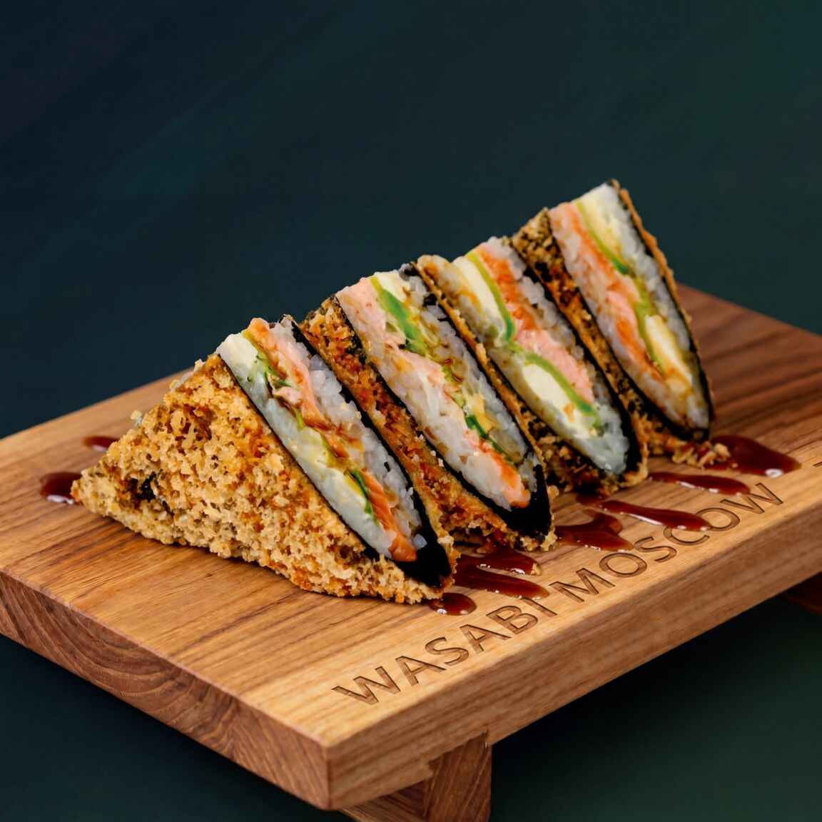 Сэндвич с курицей (ролл) 4шт.