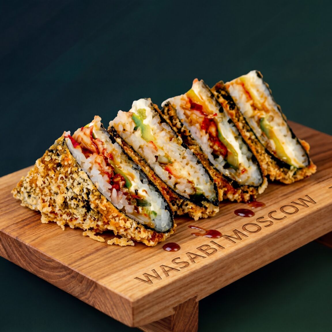 Сэндвич с креветкой (ролл) 4шт.